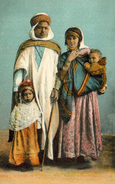 Une Famille Mauresque - French Photographer