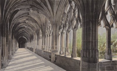 Verdun, Cloître attenant à la Cathédrale, Galerie S - French Photographer