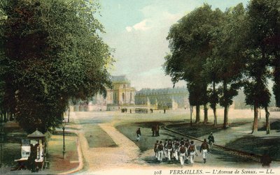 Versailles, L