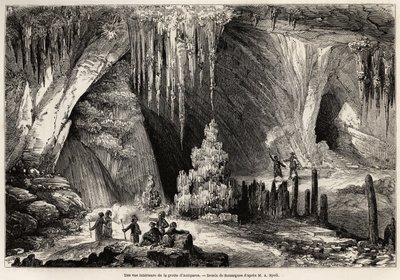 Vue intérieure de la grotte d