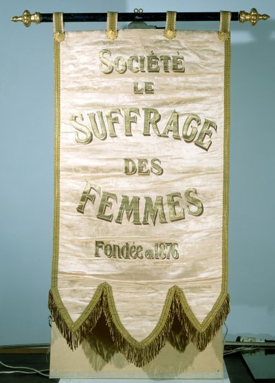 Bannière pour la Société Le Suffrage des Femmes - French School