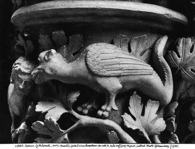 Basilic, chapiteau de la cathédrale Notre-Dame de Reims (moulage en plâtre) - French School