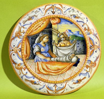Assiette de naissance représentant le nouveau-né enveloppé dans des langes, de Lyon (faïence) - French School