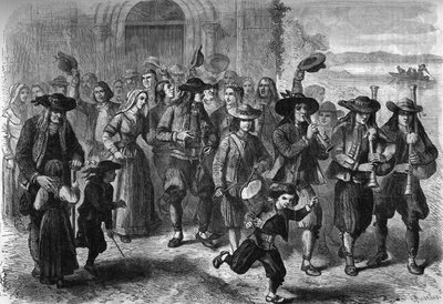 Coutume bretonne : couple de jeunes mariés à la sortie de l