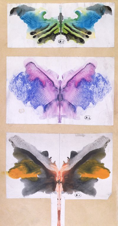 Papillons faits en pliant du papier coloré en deux, utilisés dans un jeu de salon (encre sur papier) - French School