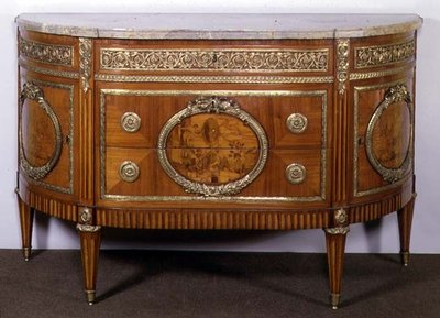 Commode, avec panneaux de marqueterie en bois de rose, montures en bronze doré, par Joseph Stockel - French School