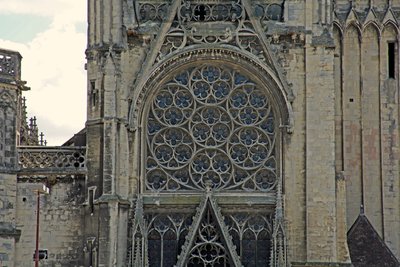 Vue de la fenêtre rose - French School