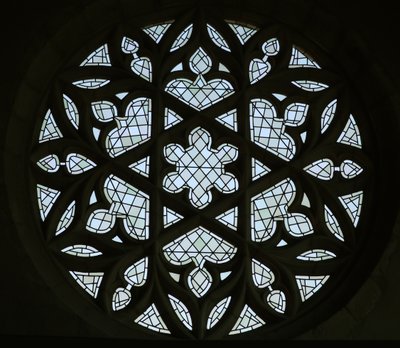 La rosace sur le mur est du transept sud - French School