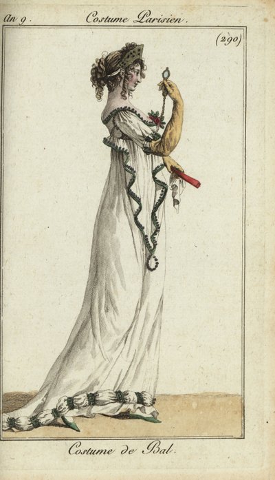 Femme à la mode en robe de bal avec un diadème - French School