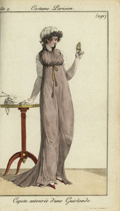 Femme à la mode regardant un médaillon - French School