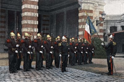 Pompiers de Paris. Salut au drapeau. dans « Album militaire scène de la vie du soldat, pompiers de Paris » 1892 - French School