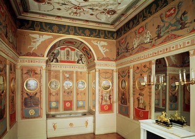 Intérieur de la salle de bain de Napoléon, construite en 1807 - French School