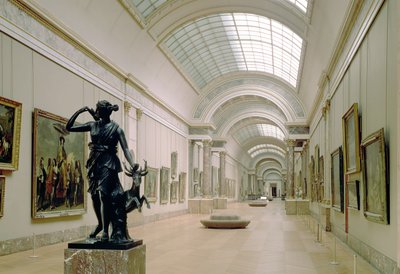 Vue intérieure de la Grande Galerie, XVIe-XIXe siècle - French School