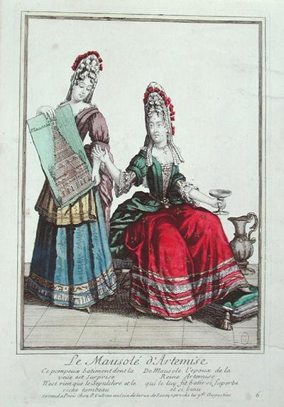 Dame montrant une image du Mausolée d