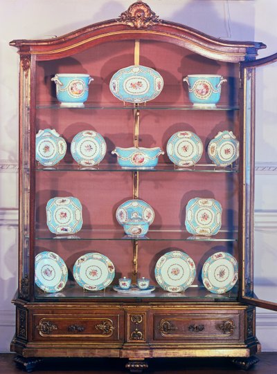 Partie du service de Melbourne de Sèvres, 1770-71 - French School