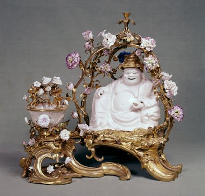 Parfumeur (Cassolette) 1745-49 (porcelaine chinoise, porcelaine tendre et or moulu) - French School