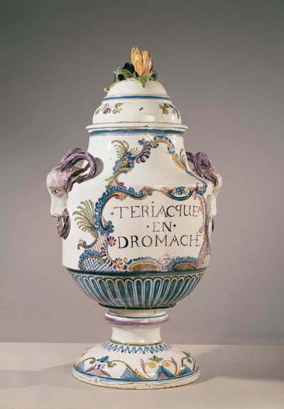 Pot pharmaceutique (faïence) - French School