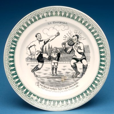 Assiette avec scène de football (céramique) - French School