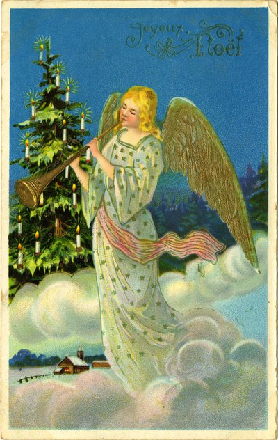 Carte postale, vœux de Noël : ange avec trompette sur des nuages. Début du 20e siècle - French School