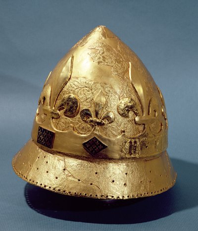 Reconstruction du casque doré de Charles VI (1368-1422) trouvé lors des fouilles du Louvre en 1986 - French School