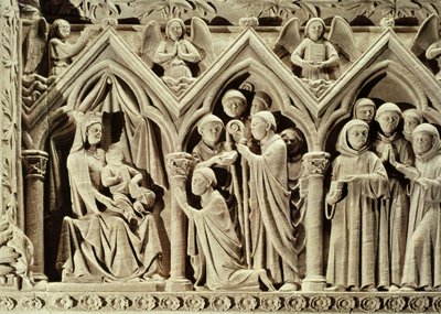 Relief représentant la présentation des moines à la Vierge par Saint Étienne d