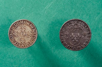 Revers des pièces : en bas, demi-franc en argent à l