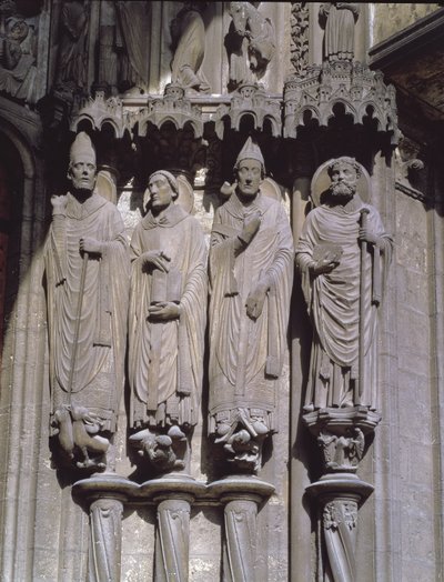 Saint Martin, Saint Jérôme, Saint Grégoire et Saint Avitus, figures de jambage des Confesseurs du portail est du porche sud, début du XIIIe siècle - French School