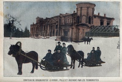 Le château de Ringmundtof, Livonie, pillé et incendié par des révolutionnaires anarchistes russes. Russie - French School