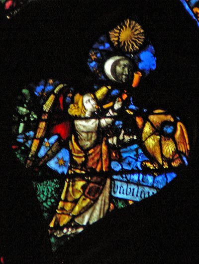 La rosace ouest représentant une scène du Livre de l