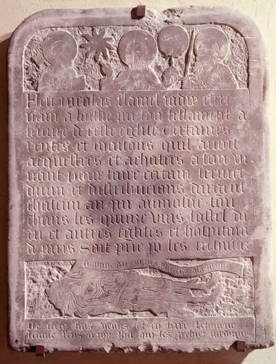 Pierre tombale de Nicolas Flamel, à l