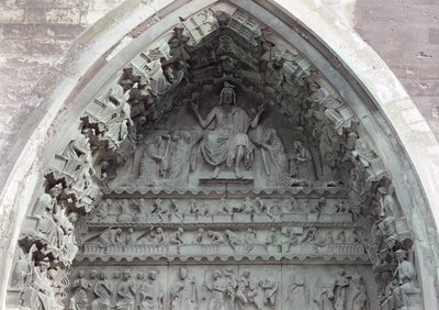 Tympan du portail gauche du transept nord représentant le Jugement Dernier, 1225-40 - French School
