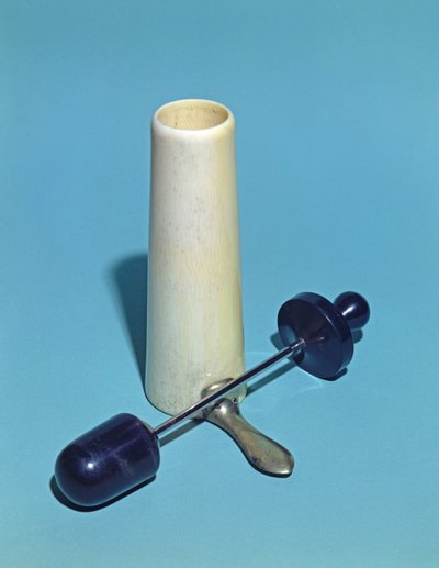 Spéculum vaginal utilisé par Antoine Jobert de Lamballe (métal et ivoire) - French School
