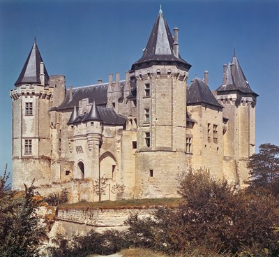 Vue du Château, reconstruit en 1227 par Saint Louis et renforcé au XVIe siècle par Bartolommeo - French School