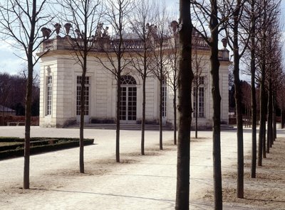 Vue du Trianon à Versailles - French School