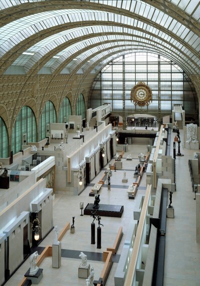 Vue de la nef centrale du Musée (Gare) d