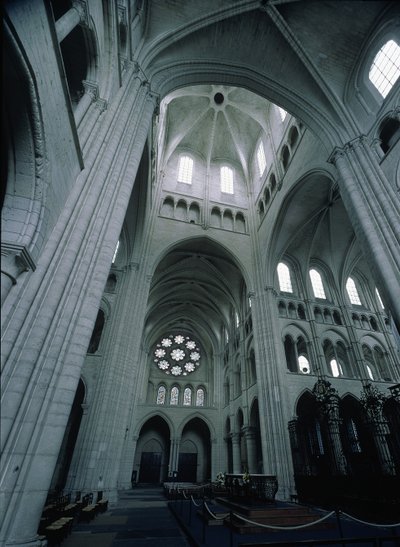 Vue de la tour de croisée vers le sud-ouest, achevée vers 1230 - French School