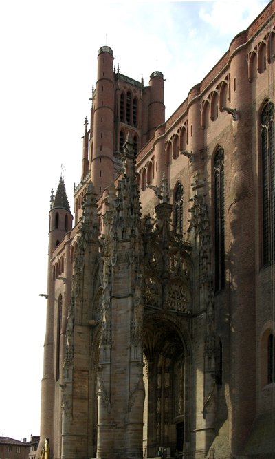 Vue du côté droit avec le porche à dais - French School