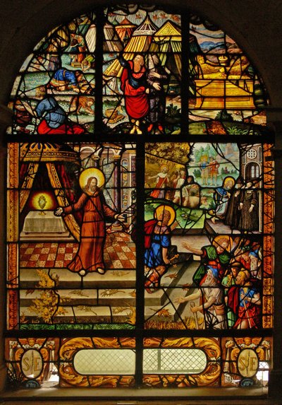 Fenêtre Charnier-10 représentant la manne du ciel; le Christ et l