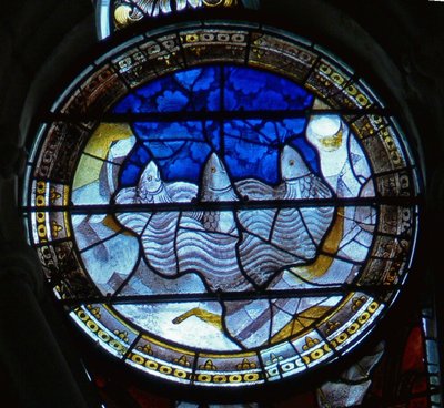 Vitrail représentant les monstres marins criant - French School