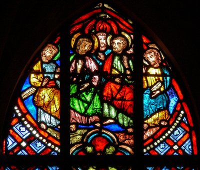 Fenêtre w0 représentant la Pentecôte - Vierge et quatre Apôtres - French School