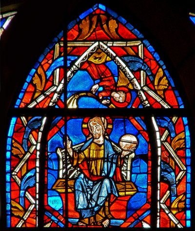 Fenêtre w107 représentant le Christ en Gloire - French School