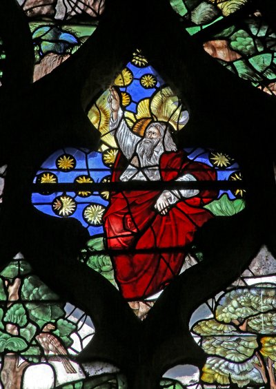 Fenêtre w120 représentant Dieu le Créateur - French School