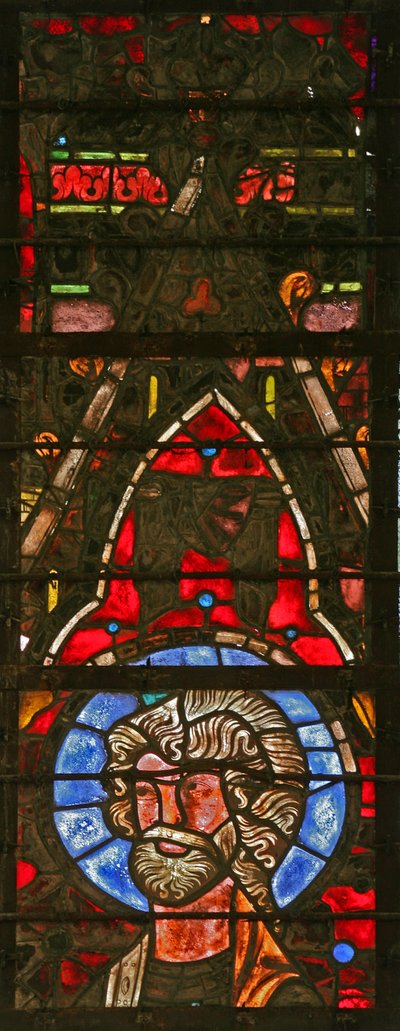 Fenêtre w14 représentant un saint - French School