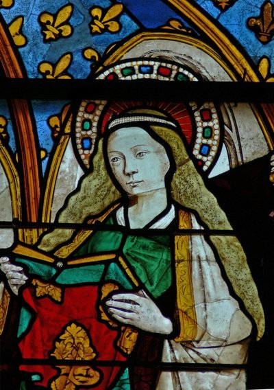 Vitrail w25 représentant la Vierge Marie à l