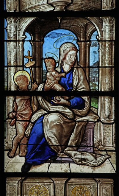 Vitrail w32 représentant la Vierge et l