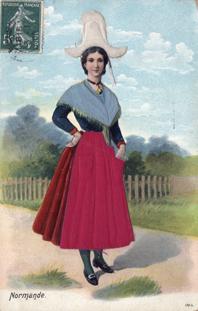 Femme en costume traditionnel de Normandie vers 1910 - French School