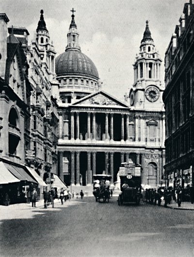 St. Pauls, Ludgate Hill, 1919 - Garratt and Atkinson