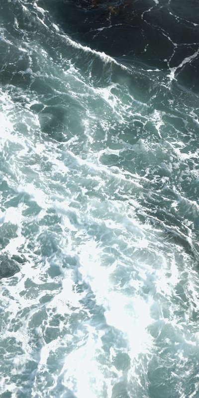 Vagues océaniques turbulentes - Gemma Bardot