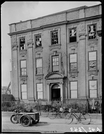 Maison Kirby, Little Park Street, Coventry - George Bernard Mason