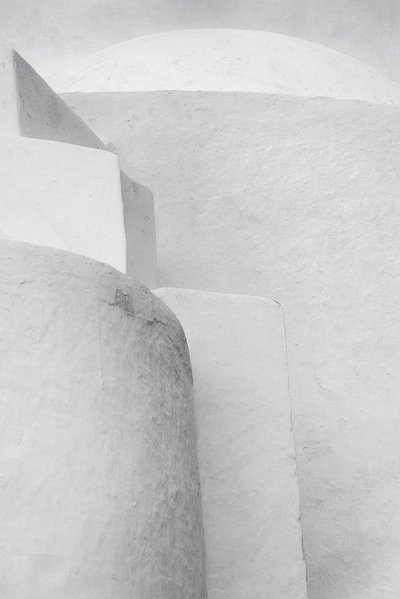 Courbes architecturales blanches - George Digalakis